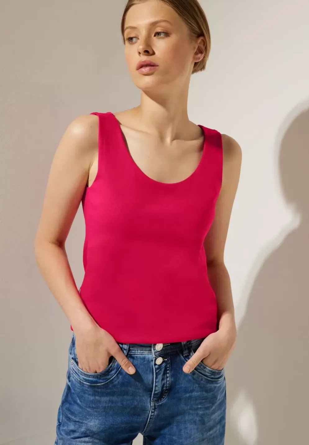 Armelloses Shirt In Unifarbe