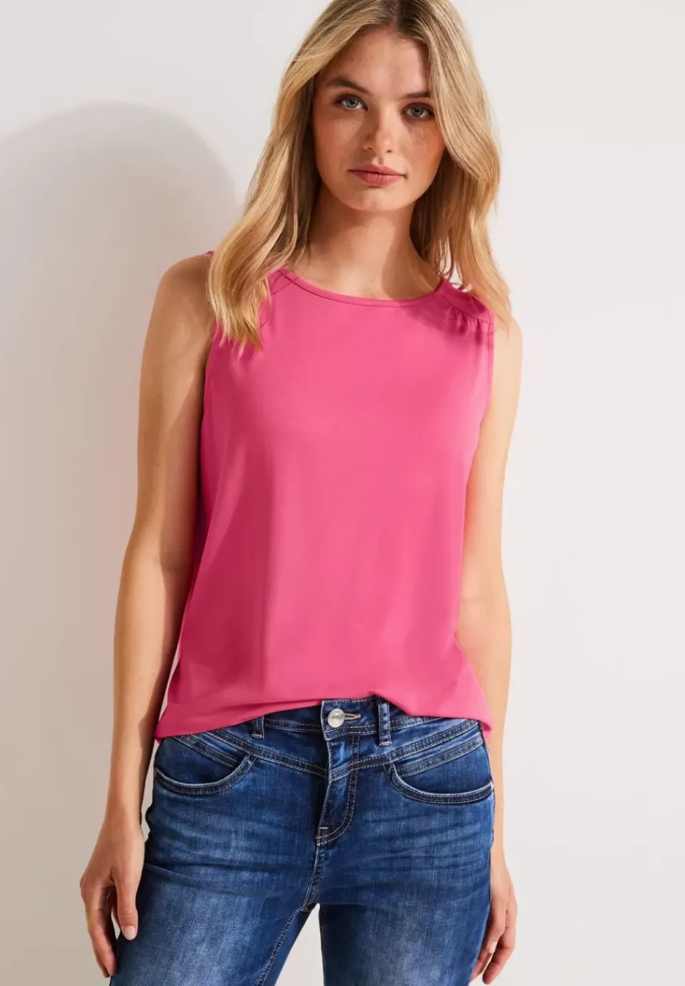 Basic Top In Unifarbe