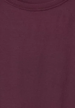 Basic T-Shirt
