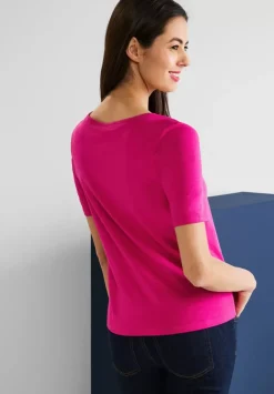 Basic T-Shirt