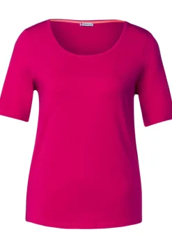 Basic T-Shirt