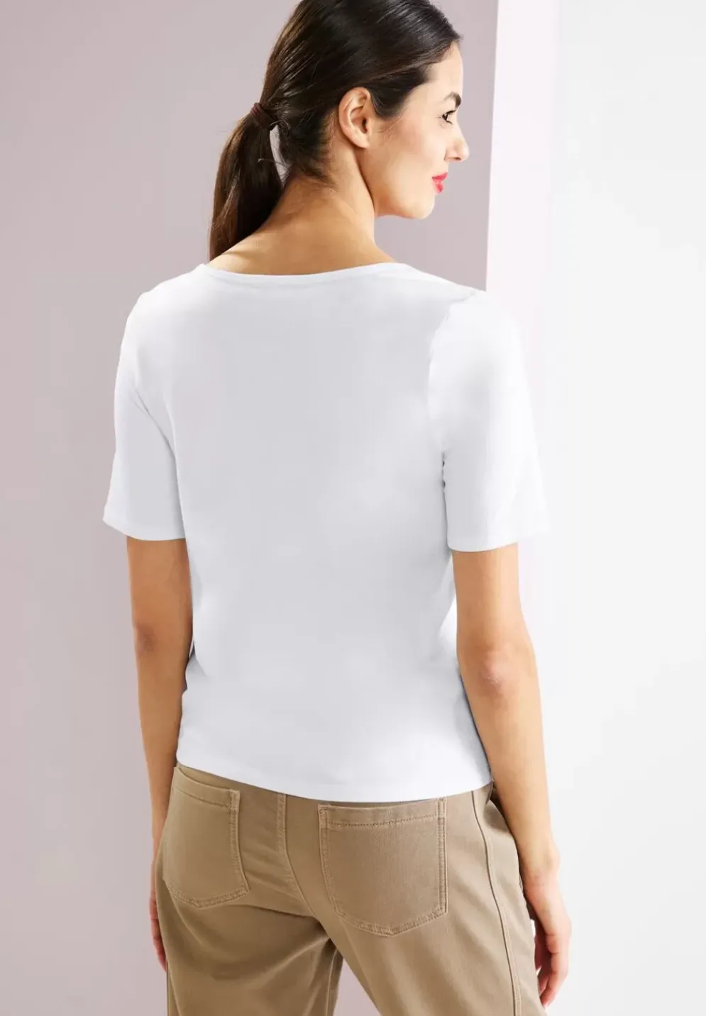 Basic T-Shirt