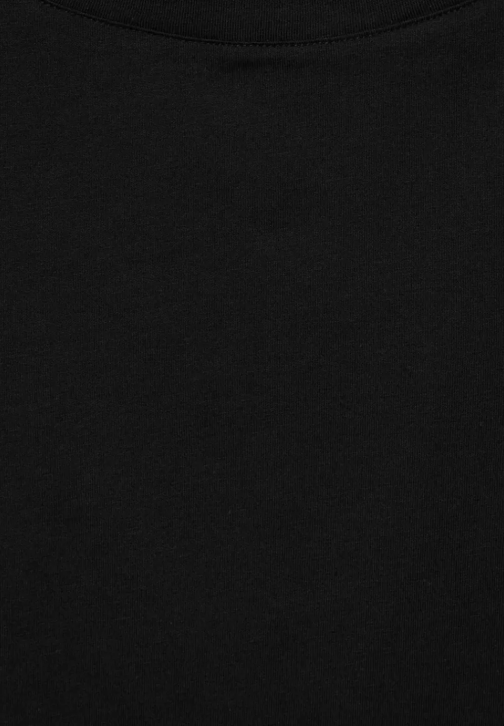 Basic T-Shirt