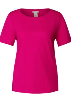Basic T-Shirt