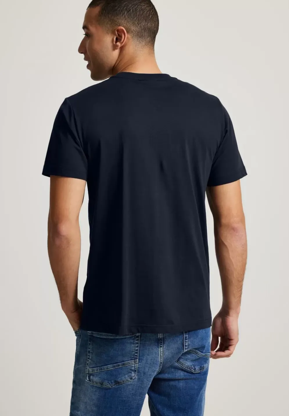 Basic T-Shirt In Unifarbe