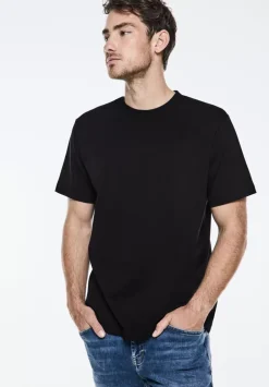 Basic T-Shirt In Unifarbe