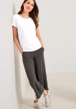 Basic Uni T-Shirt