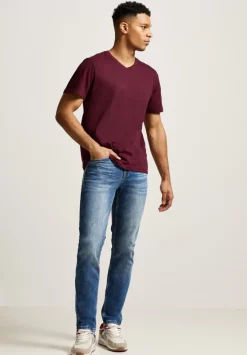 Basic V-Neck T-Shirt