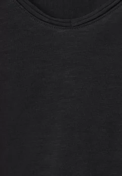 Basic V-Neck T-Shirt