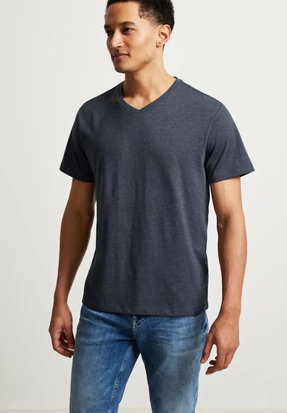 Basic V-Neck T-Shirt