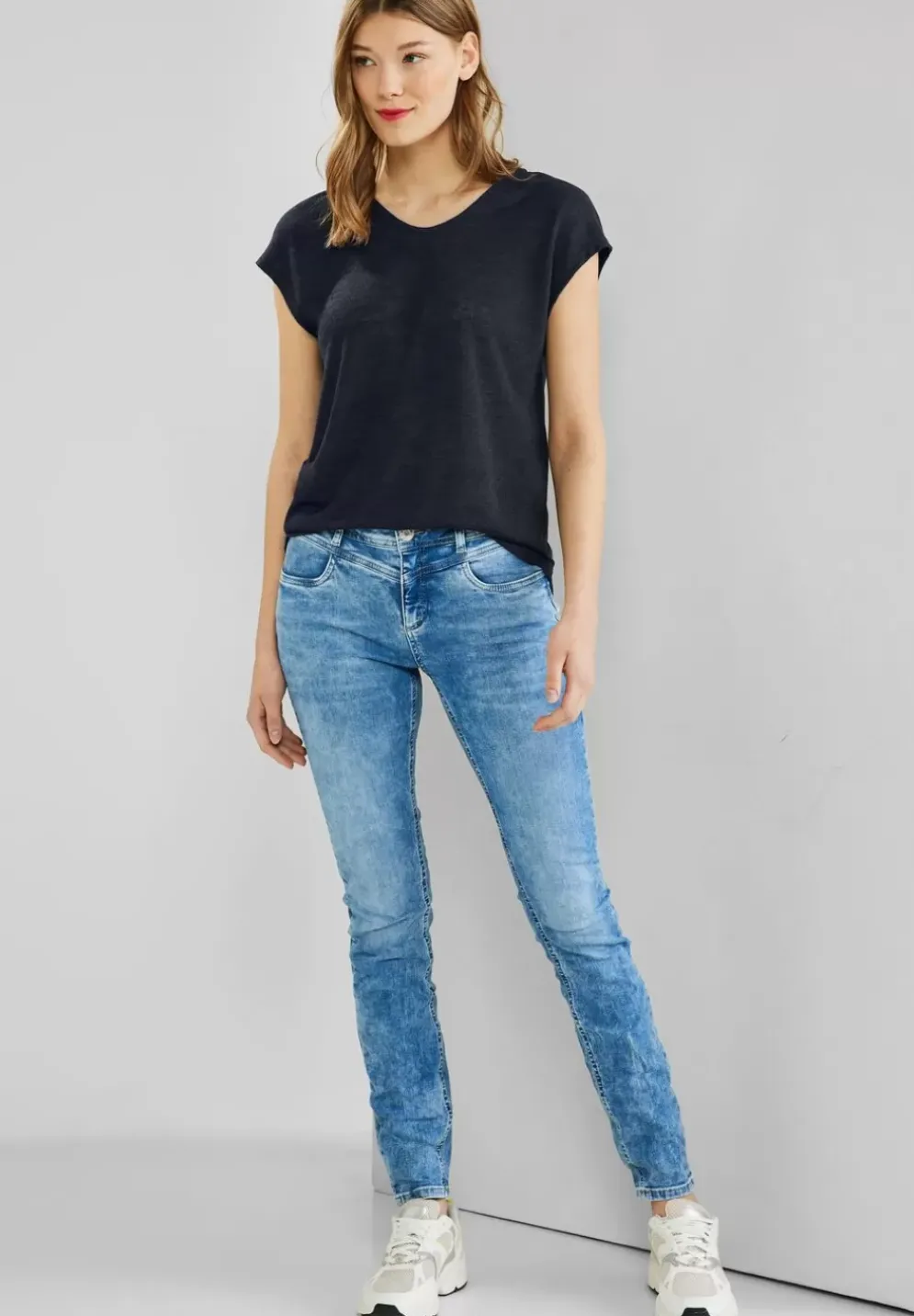 Basicshirt In Leinenlook