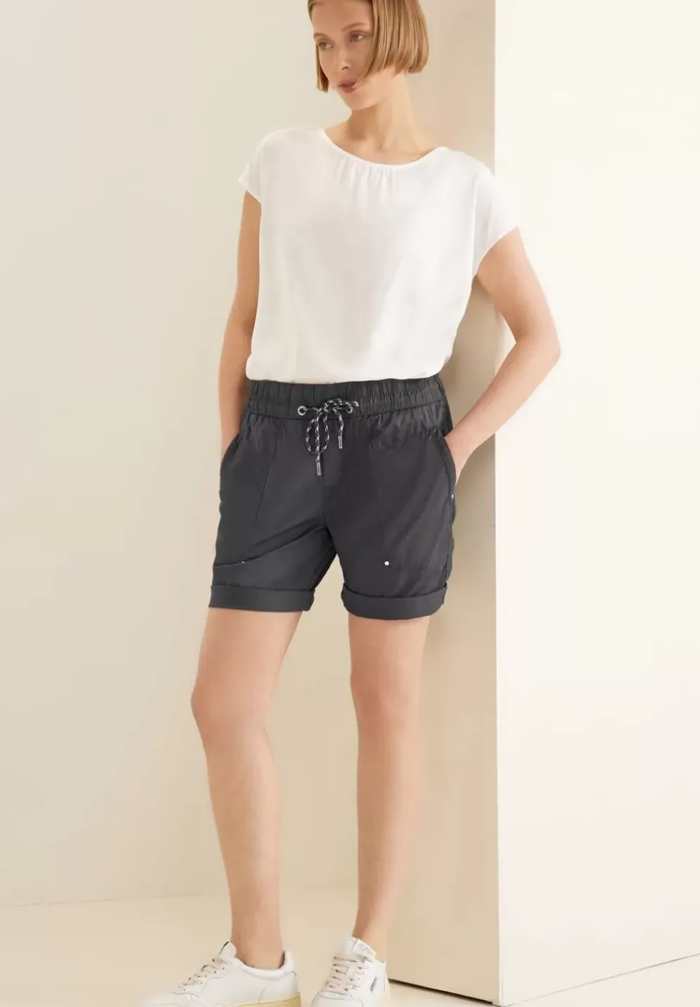 Bermuda In Loose Fit