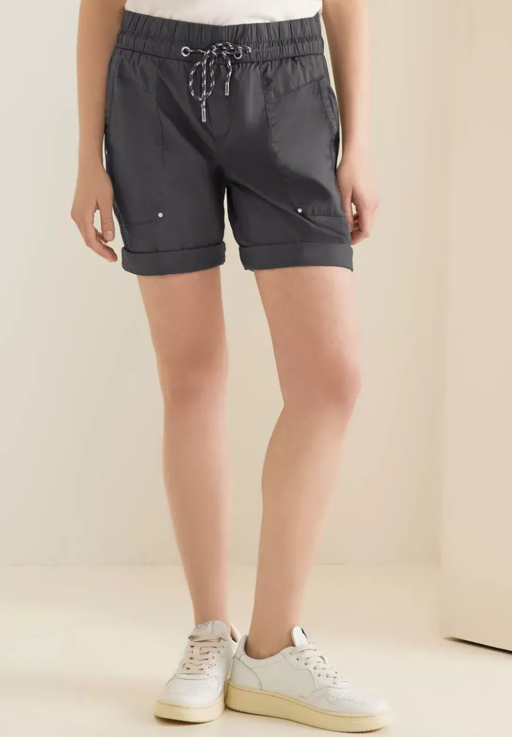 Bermuda In Loose Fit