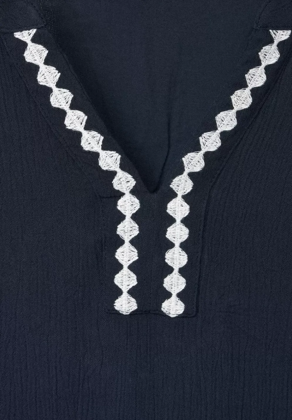 Besticktes Kleid In Unifarbe