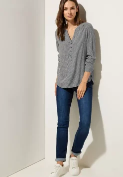 Bluse Minimalmuster