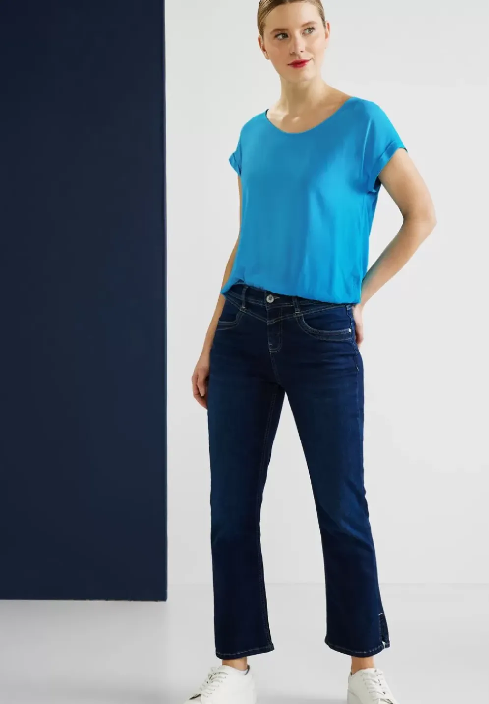 Bluse Mit Elastiksaum