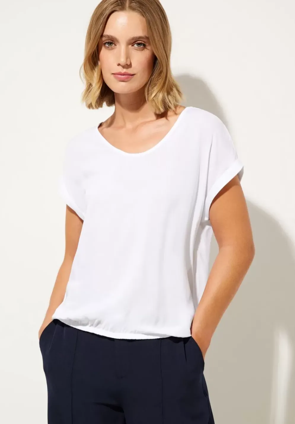 Bluse Mit Elastiksaum