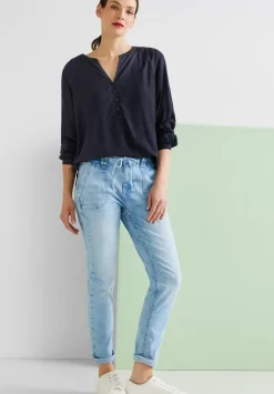 Bluse Mit Kurzer Knopfleiste