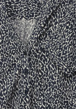 Bluse Mit Kurzer Knopfleiste