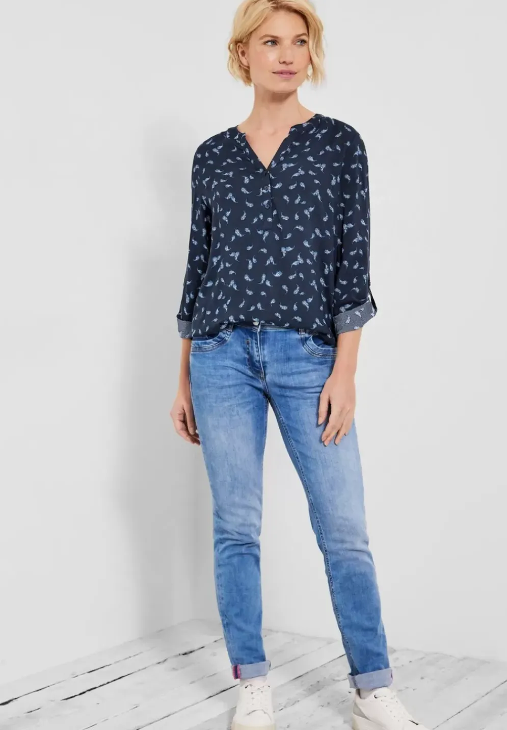 Bluse Mit Minimalmuster