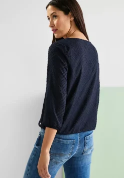 Bluse Mit Smokdetails