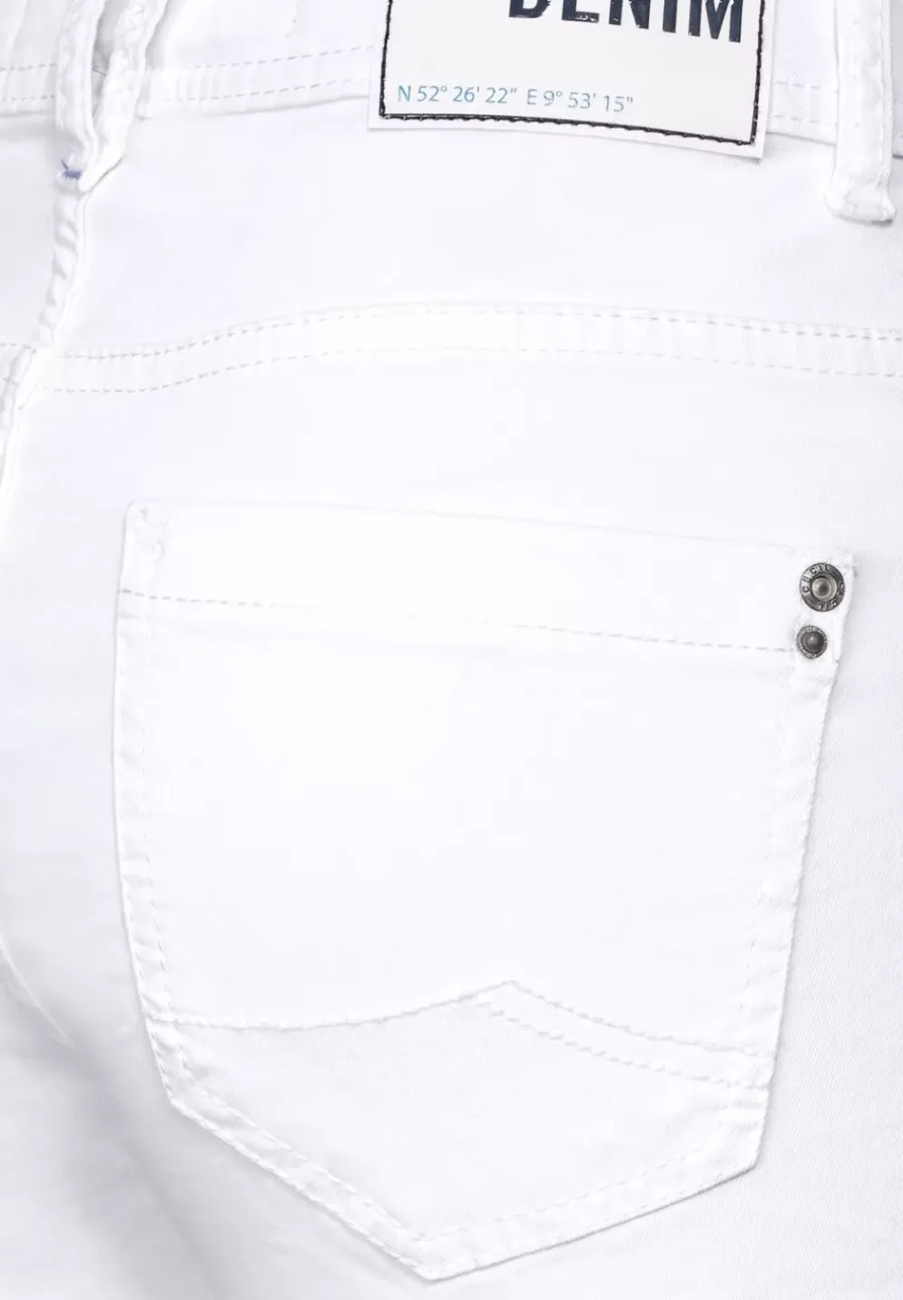 Capri Slim Fit Jeans