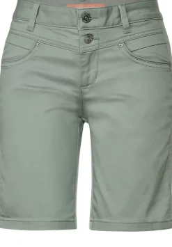 Casual Fit Bermuda