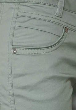 Casual Fit Bermuda