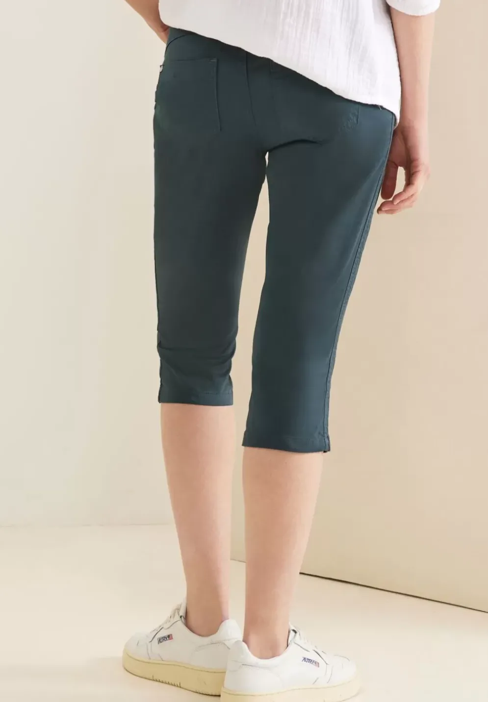 Casual Fit Caprihose