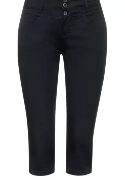 Casual Fit Caprihose