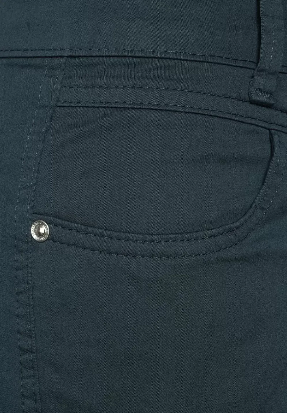 Casual Fit Caprihose