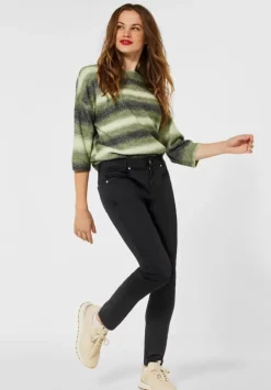 Casual Fit Denim