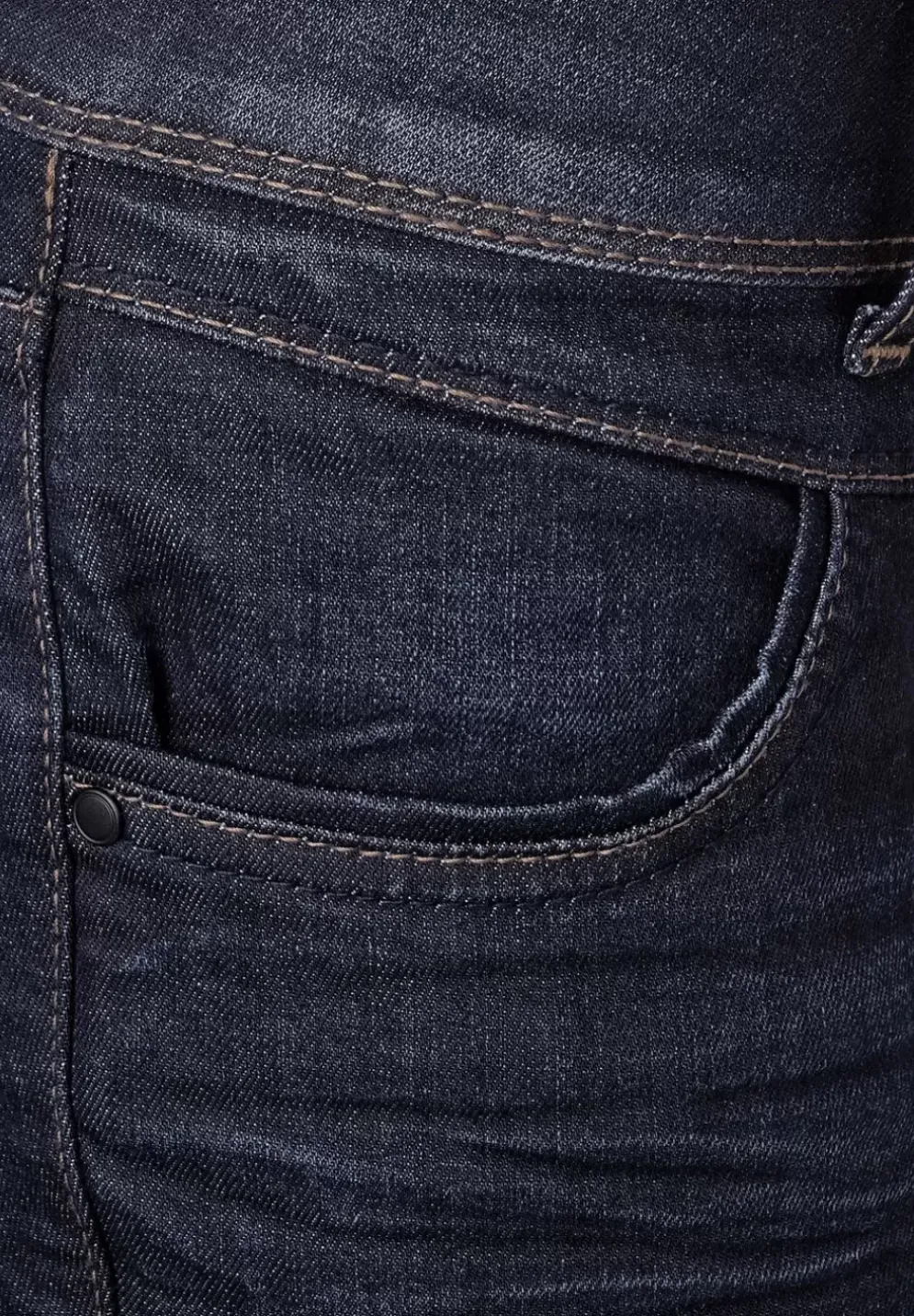 Casual Fit Denim