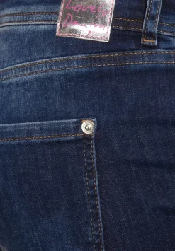 Casual Fit Denim