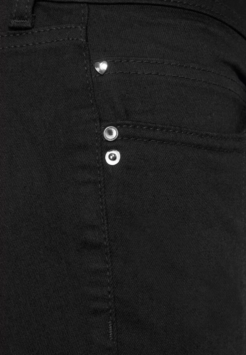 Casual Fit Denim In Black