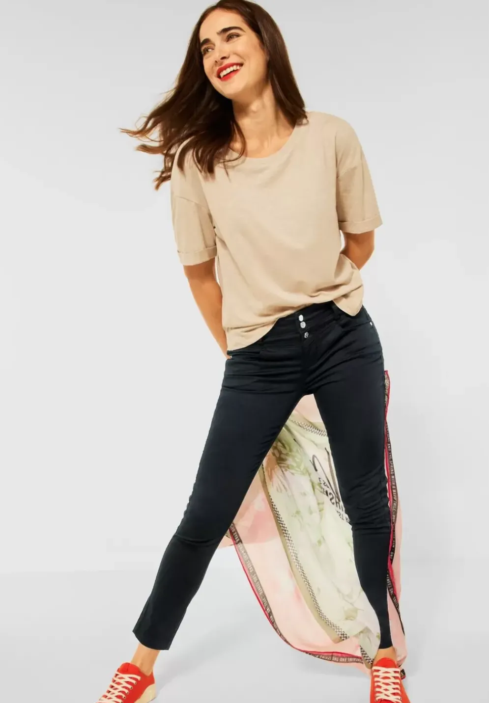Casual Fit Hose