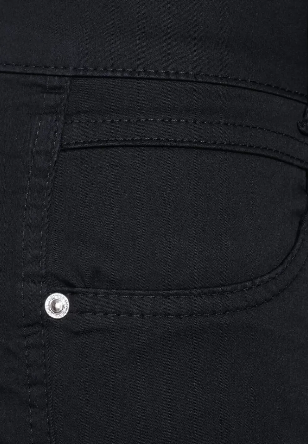 Casual Fit Hose