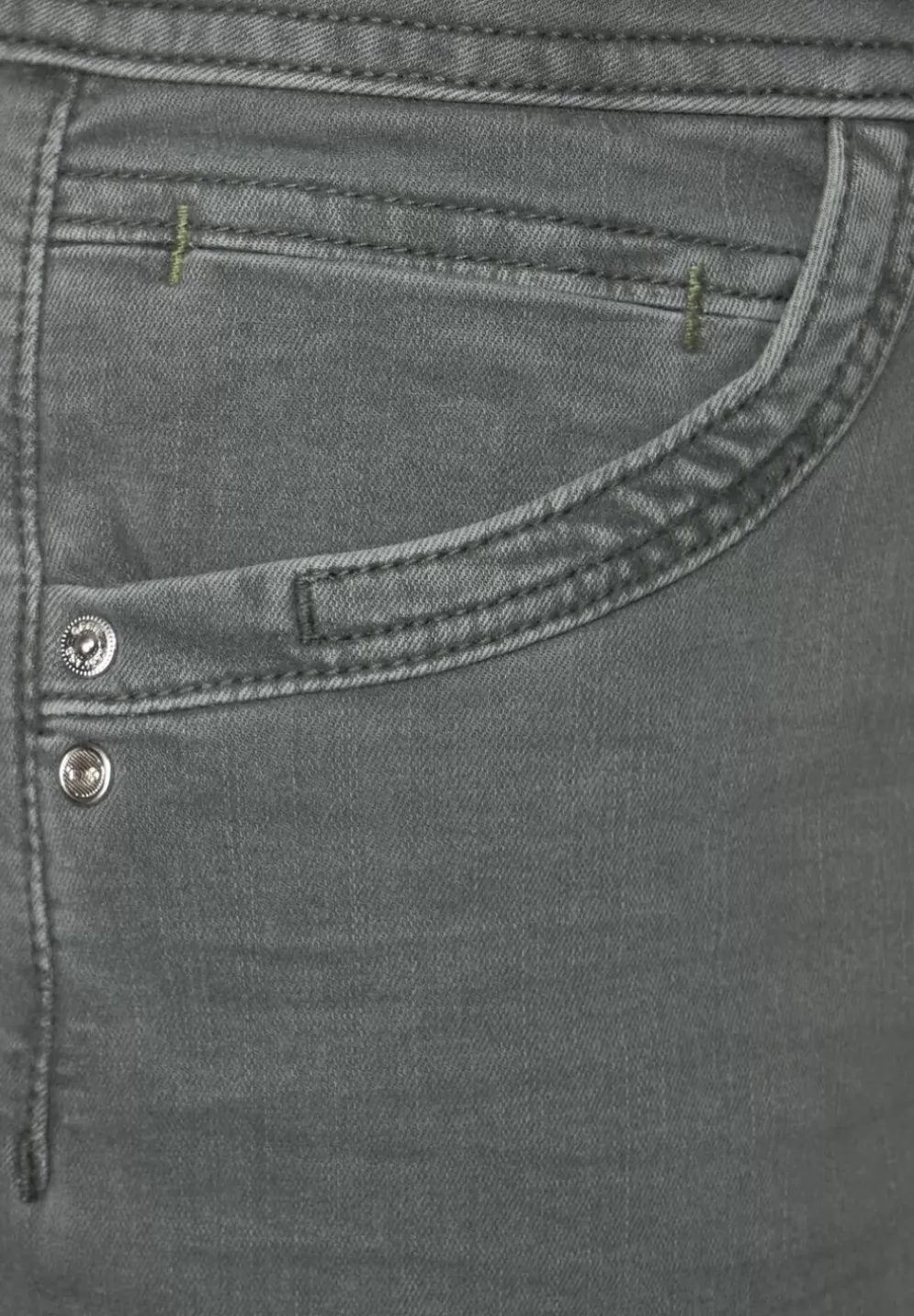 Casual Fit Hose