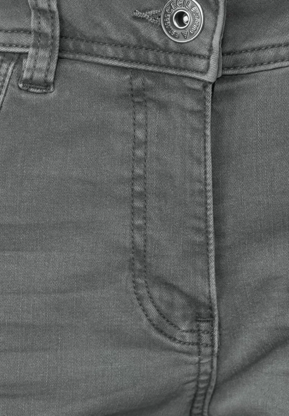 Casual Fit Hose