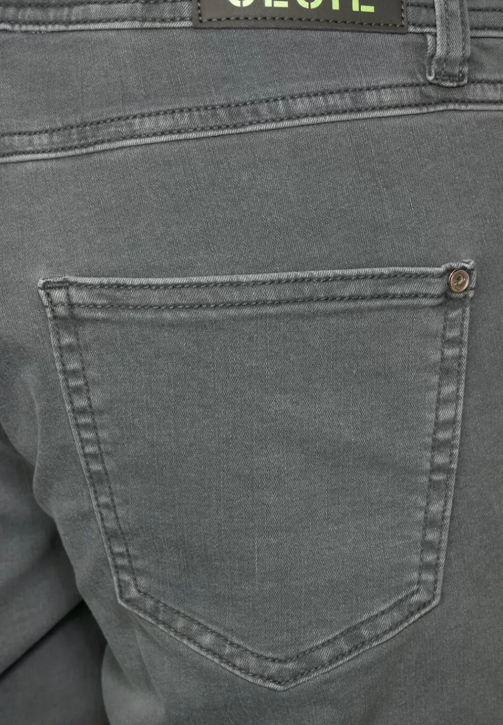 Casual Fit Hose