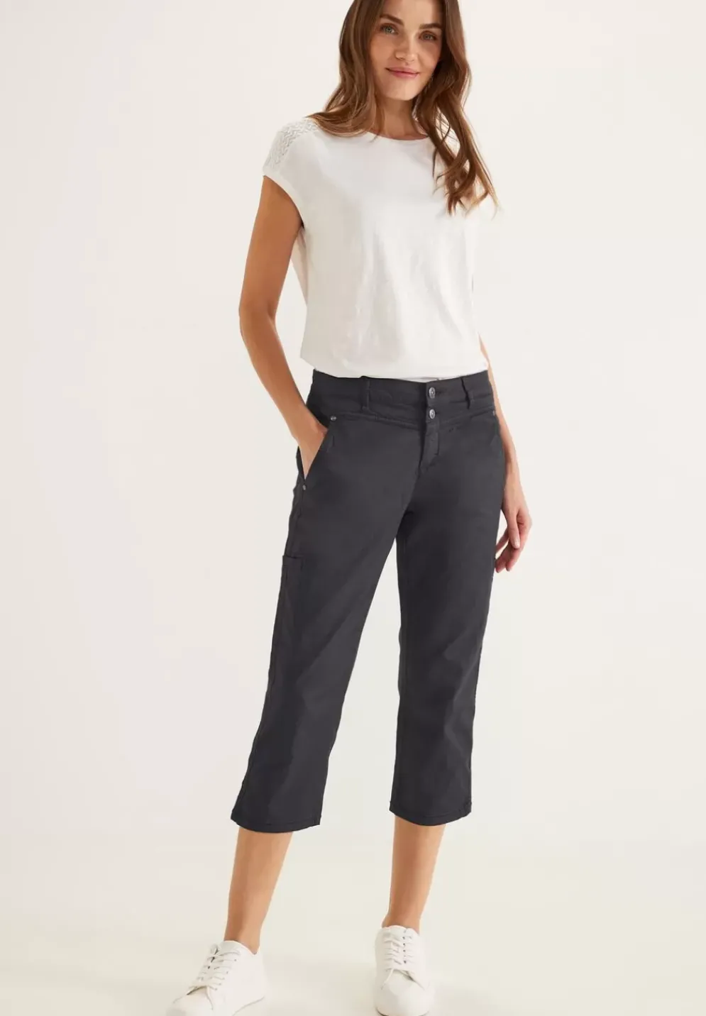 Casual Fit Hose