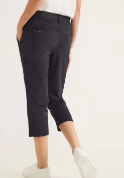 Casual Fit Hose