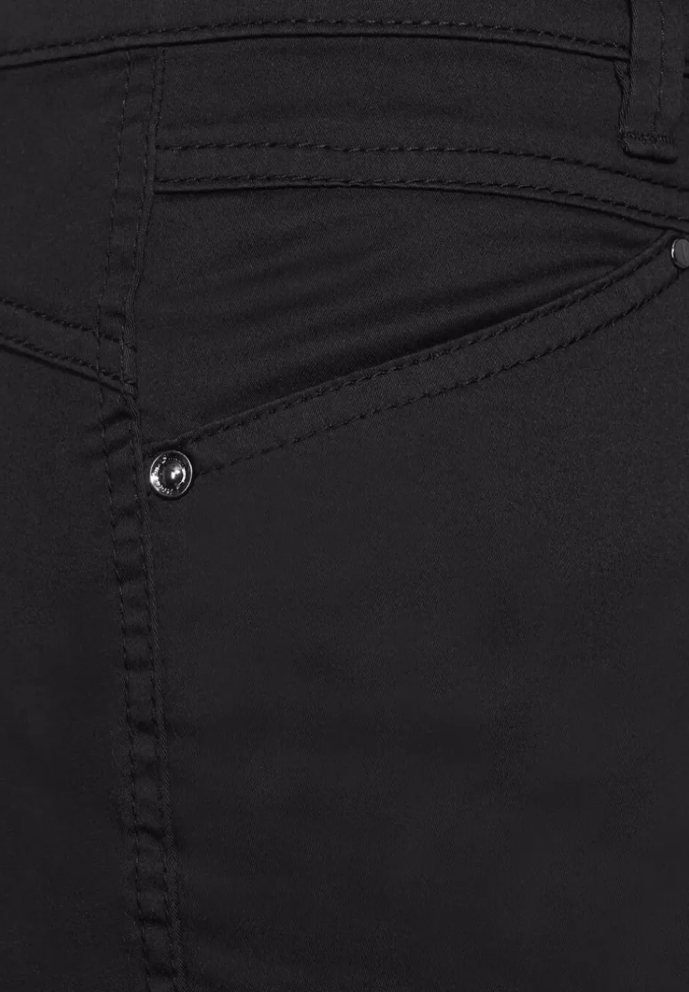 Casual Fit Hose