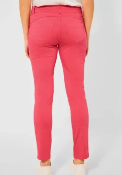 Casual Fit Hose