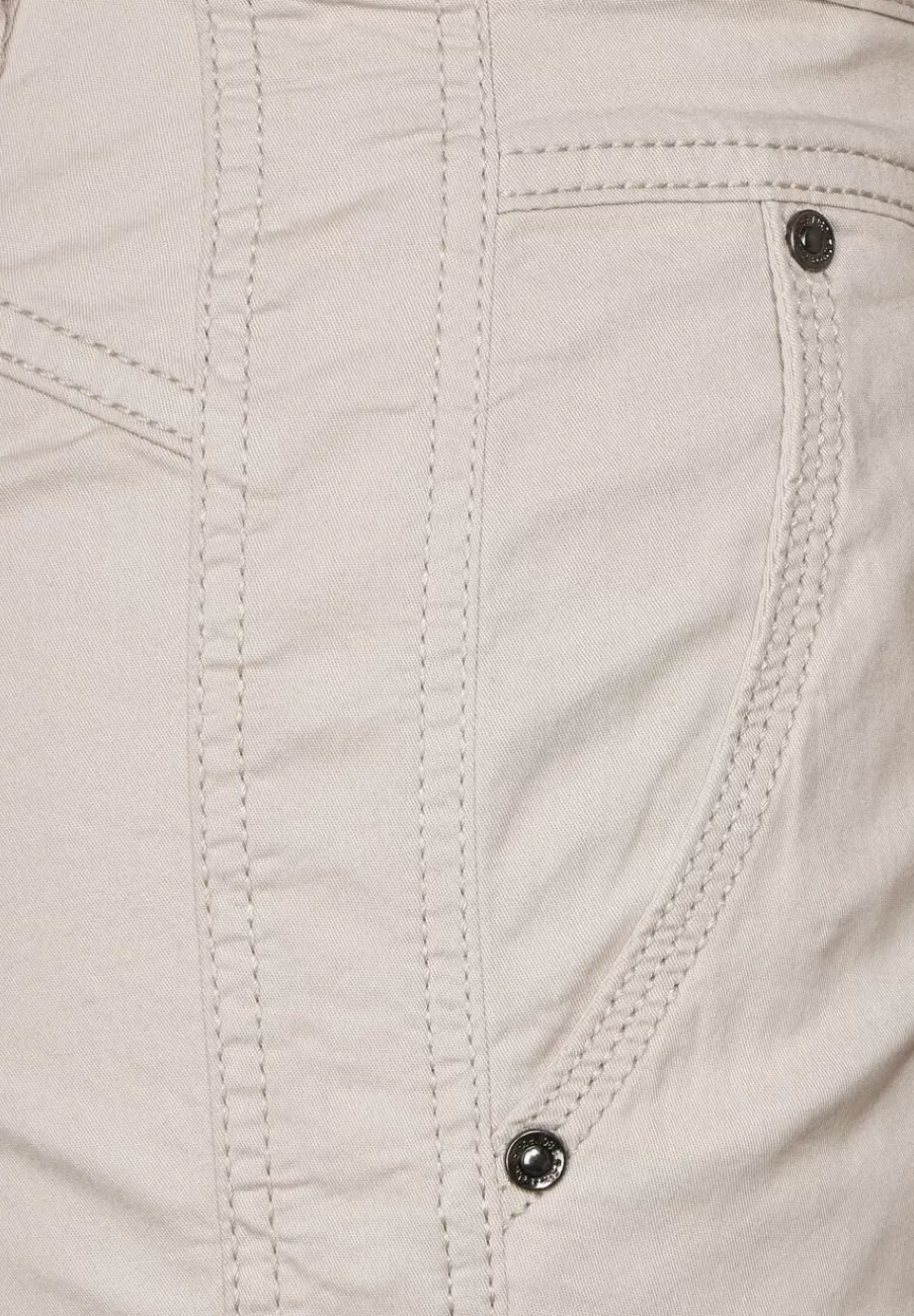 Casual Fit Hose