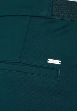 Casual Fit Hose