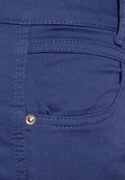 Casual Fit Hose
