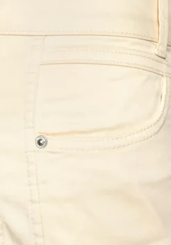 Casual Fit Hose