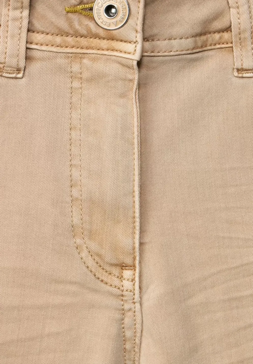 Casual Fit Hose