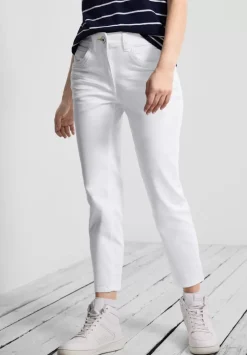 Casual Fit Hose